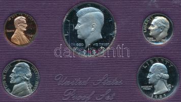 Amerikai Egyesült Államok 1985. 2c-1/2$ (5xklf) szettben és díszcsomagolásban T:PP
USA 1985. 1 Cent ...