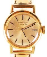 Arany (18K) tokos IWC női karóra, fém szíjjal, jelzett, tok szám:2145130, működik, bruttó:15,9 g