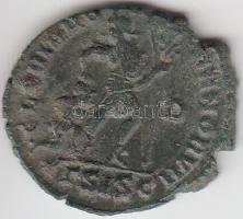 Római Birodalom / 9db-ból álló bronzpénz tétel T:vegyes
Roman Empire /9pcs of bronze coins C:mixed