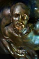 Zsolnay Káin és Ábel kisplasztika (Kapás Nagy Mihály), plasztikusan formált fehér cserép, zöld opak ...