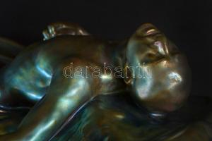 Zsolnay Káin és Ábel kisplasztika (Kapás Nagy Mihály), plasztikusan formált fehér cserép, zöld opak ...