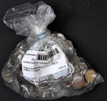 Vegyes külföldi fémpénz tétel 1Kg-os súlyban T:vegyes