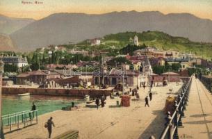 Yalta, molo (small tear)