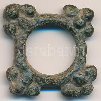 Kelta Birodalom Kr.e. IV-II.század Gyűrűpénz Br (3.54g) T:2- Celtic Empire 4th-2nd century B.C. Bronze ring money (3.54g) C:VF