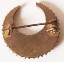 Zománcozott réz kitüző, 2,5×2,5 cm