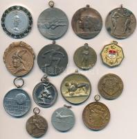 15db vegyes sportérem főleg a szocialista korszakból jobb darabokkal, közte 1925. "Budapesti Torna-Club / II. díj" Br díjérem T:vegyes