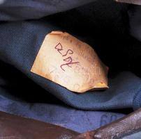 Bányász sapka jelvénnyel