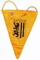 Dresda (Dresden) feliratú zászló kitűzővel