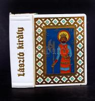 László király. Bp., 1976, Pátria. Minikönyv, számozott példány, illusztrált, kiadói műbőr kötésben zománcozott rátéttel, újszerű állapotban.