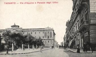 Taranto, Via dAquino e Palazzo degli Uffici / street, office buildings