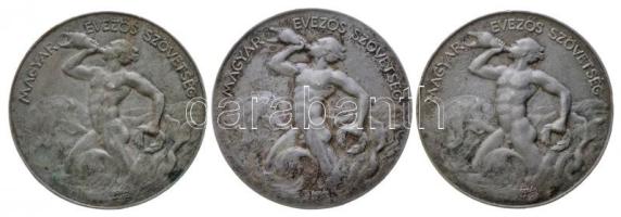 Berán Lajos (1882-1943) 1925. "Magyar Evezős Szövetség" 3db Ag díjérem hátlapon gravírozással illetve ötvös és nemesfém jelzésekkel (Br.: 132.2g/0.800/50mm) T:2- Hungary 1925. "Hungarian Rowing Club" 3pcs of commemorative Ag award medallion with silver hallmarks. Sign: Lajos Berán (Br.: 132.2g/0.800/50mm) C:VF HP-1412.