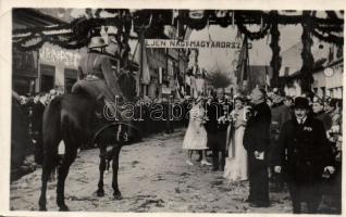 Losonc, bevonulás / entry of the Hungarian troops,