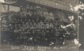 Budapest, Ganz és Társa-Danubius gép-, waggon- és hajógyár, Nagy Motor osztály, csoportkép (fa)