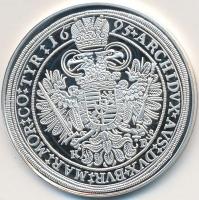 Magyar tallérok utánveretben "I. Lipót tallérja 1695" Ag emlékérem (20g/0.999/38,6mm) T:PP...