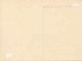 cca 1933 Kinszki Imre (1901-1945): Lánchíd, ködben, vintage fotóművészeti alkotás, pecséttel jelzett...