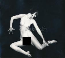 cca 1960-1970 Műtermi formáció, finoman erotikus aktfotó, 15x17 cm / erotic photo