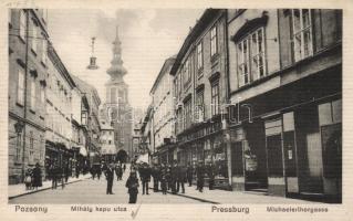 Pozsony, Pressburg, Bratislava; Mihály kapu utca, templom, kakaó bolt / street, church, cocoa shop (fl)