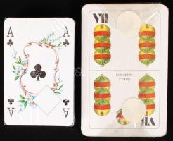 1 pakli bontatlan francia kártya és 1 pakli magyar kártya