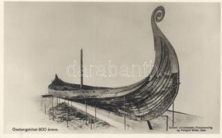 'Osebergskibet' / The Oseberg ship, 800 years old