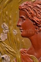 Ernst Wahliss Wien, szecessziós fali dísztál, festett fajansz, jelzett, hibátlan, d:37 cm / Ernst Wa...