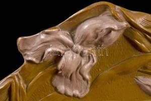 Ernst Wahliss Wien, szecessziós fali dísztál, festett fajansz, jelzett, hibátlan, d:37 cm / Ernst Wa...