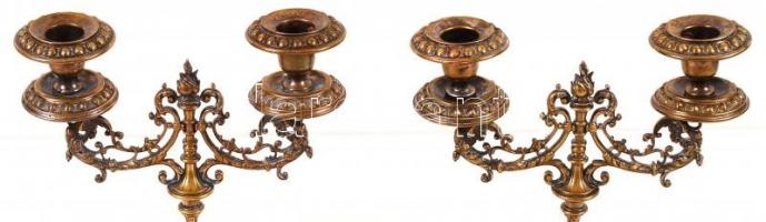 2 db antik kétkarú bronz gyertyatartó, m: 22 cm /
2 bronze candle sitcks