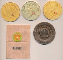 Vincze Dénes (1924-1972) 1979. "A Vállalat Kiváló Brigádja, Szocialista Brigád" Br plakett igazolvánnyal az Angyalföldi Közért Vállalattól, dísztokban (70mm) + DN "Kismotor és Gépgyár / Hűséges munkáért" 30/35/40 év után, három aranyozott Br emlékérem T:1