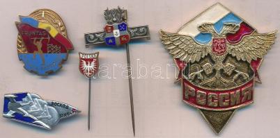 5 db külföldi, klf zománcozott jelvény: angol, orosz, lengyel, román T:2 5 pieces of enamelled badges: English, Russian, Polish and Romanian badges C:XF