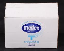 Aquincumi fésülködő akt, kézzel festett, jelzett, hibátlan, m:21 cm