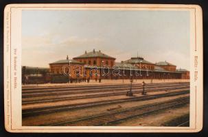 cca 1890-1900 Biala (Bielitz), Pályaudvar, keményhátú fotó, 17x11 cm / cca 1890-1900 Biala (Bielitz), Poland, railway station, hard-backd photo, 17x11 cm
