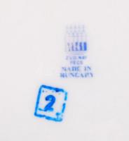 Zsolnay Pompadour lapos és leveses tányér, kézzel festett, jelzett, hibátlan, d:23,5 és 24 cm