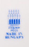 Zsolnay Pompadour lapos és leveses tányér, kézzel festett, jelzett, hibátlan, d:23,5 és 24 cm