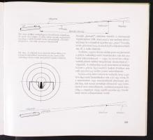 Hardy József: Vadászfegyverekről a vadászoknak. Budapest, 1969, Műszaki Könyvkiadó. Kissé kopottas á...