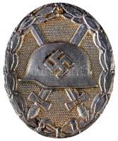 Német 3. Birodalom 1939. "Sebesülési jelvény, 2. típus, ezüst fokozat" ezüstözött fém jelvény, készítő: 100 (Rudolf Wächtler & Lange, Mittweida) T:2 German Third Reich 1939. "Wound Badge, 2nd version, Silver Grade" silver plated metal badge, maker: 100 (Rudolf Wächtler & Lange, Mittweida) C:XF