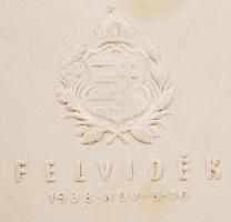 1938 Horthy bevonul Komáromba, cigarettadoboz belsejébe ragasztva, 6x10 cm