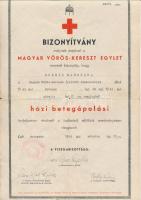 1941 Báró Apor Gizella, a Magyar Vöröskereszt Egylet ápolói szakosztálya vezetőjének aláírása vizsgabizonyítványon