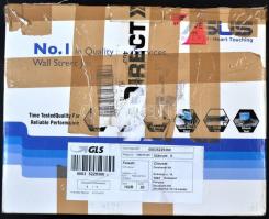 Vegyes külföldi fémpénzgyűjtemény 5 műbőr gyűrűs albumba rendezve, sokféle ország, ezüstpénzekkel és...