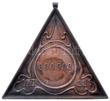 1902 október 22. A Hajnal Páholy megalakulásának emléket állító szabadkőműves háromszögletű bronz bi...