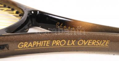 1 db teniszütő tokjában, kicsit kopottas állapotban