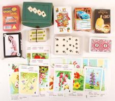 10 db különböző kártyapakli műbőr tokban