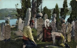 Turkish folklore, cemetery, prayer time