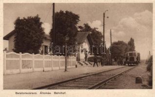 Balatonszárszó, Vasútállomás, sínbusz