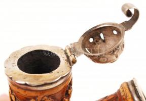 Gazdagon faragott fém betétes tajtékpipa, jó állapotban, m:9 cm, h:9 cm /Antique meerschaum with cop...