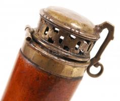 Fém betétes tajtékpipa, jó állapotban szárral, m: 12 cm, h: 11 cm /
Antique meerschaum with copper t...