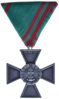 1935. "Magyar Ezüst Érdemkereszt" kitüntetés eredeti zöld mellszalagon T:1- Hungary 1935. "Hungarian Cross of Merit" decoration on original green ribbon C:AU NMK 386.