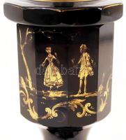 Antik fedeles kehely,kézzel festett életképpel, kopott festés, hibátlan, m:22 cm