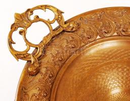 Antik gazdagon díszített réz kínálótál, m:9 cm, 34×26 cm