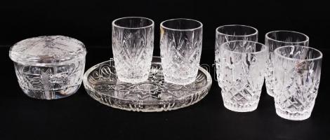 Nem használt, kristály pálinkás pohár készlet. 6 db, hozzá hamutál és kristály bonbonniere /Set of crystal dishes