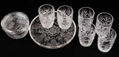 Nem használt, kristály pálinkás pohár készlet. 6 db, hozzá hamutál és kristály bonbonniere /Set of c...