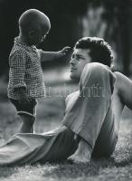 cca 1970-1980 Körtvélyesi László vintage fotóművészeti alkotása, feliratozott, 24x18 cm